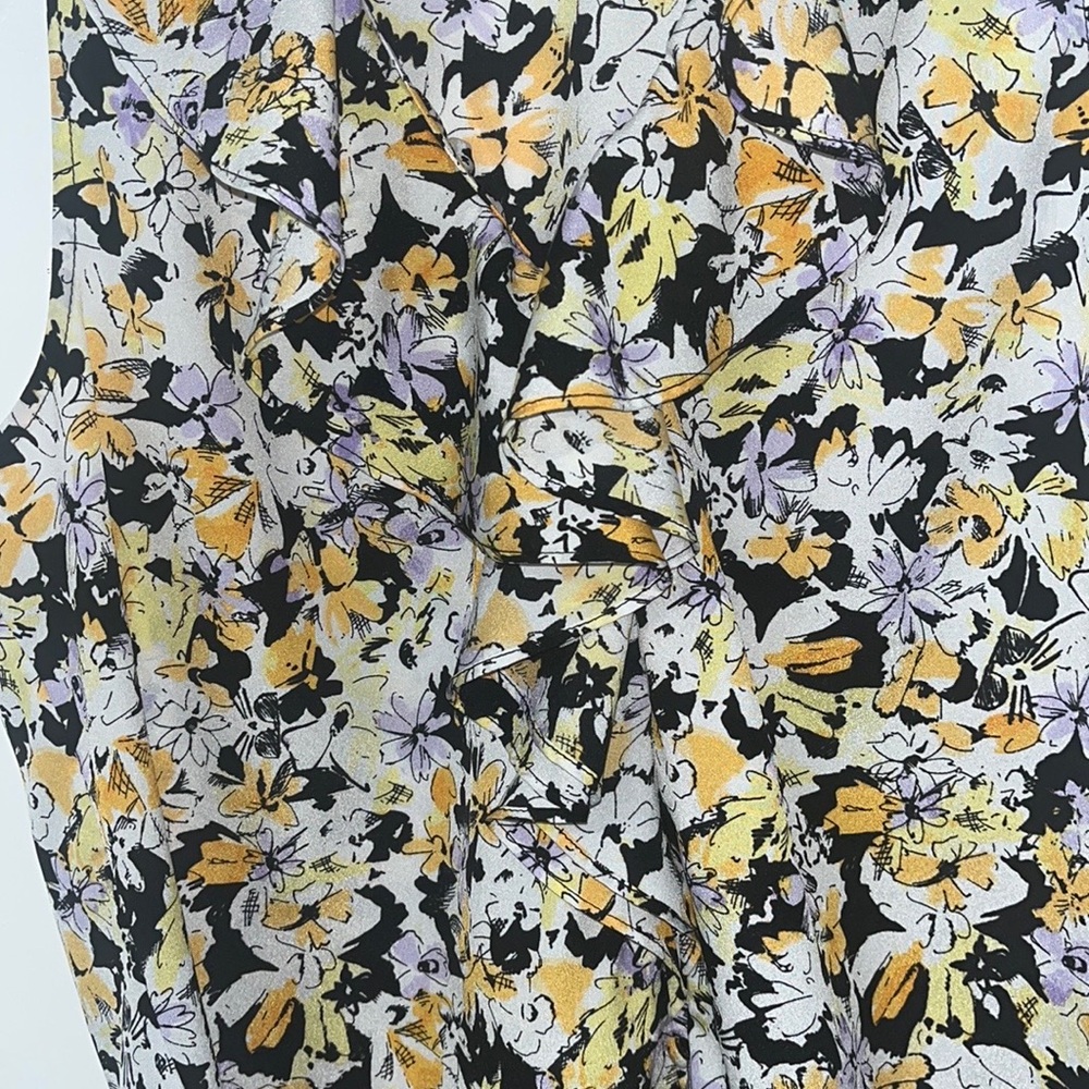 Floral Ruffle Blouse - Picture 4 of 7